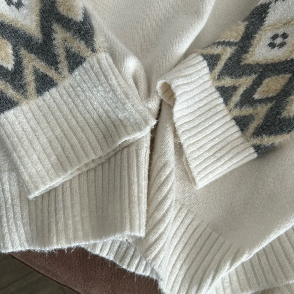 Loft Sweater - Picture 6 of 6